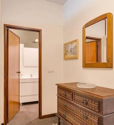 Julio Dinis Apartman *