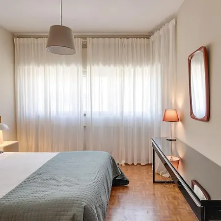 Apartment Julio Dinis